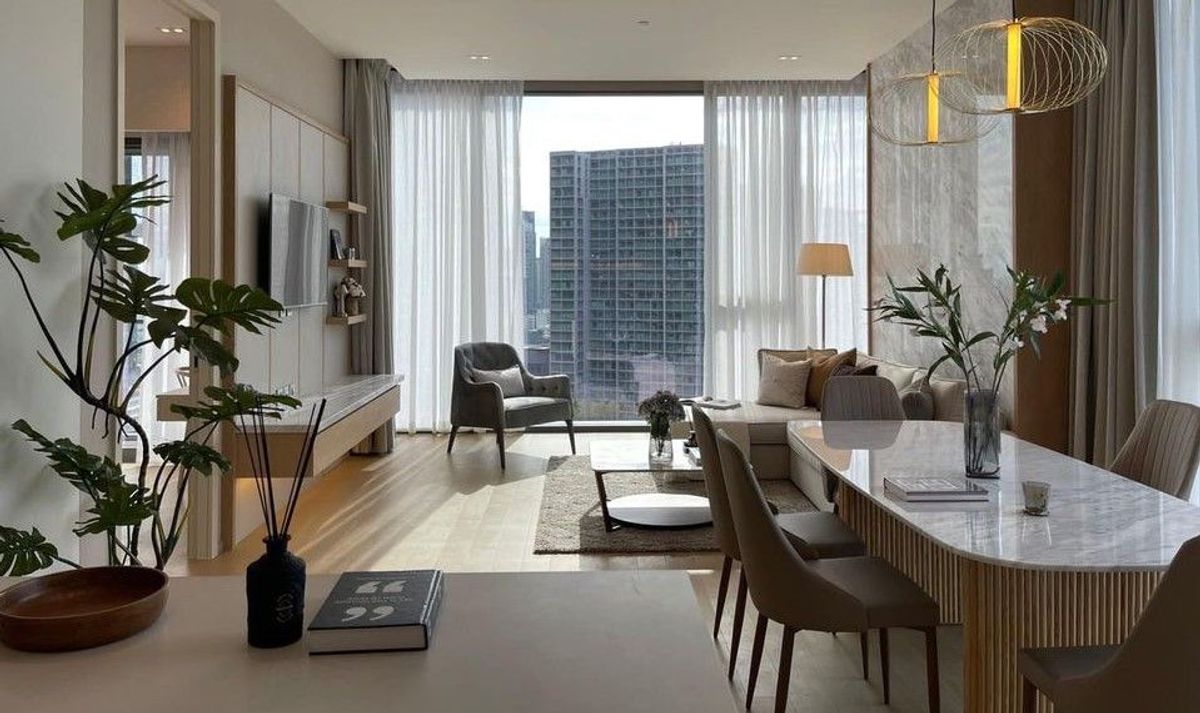 (For Rent) The Strand Thonglor (SUT-290) – Luxury Condo near BTS Thonglor Spacious unit with high-floor views in an excellent location, complete with full facilities.