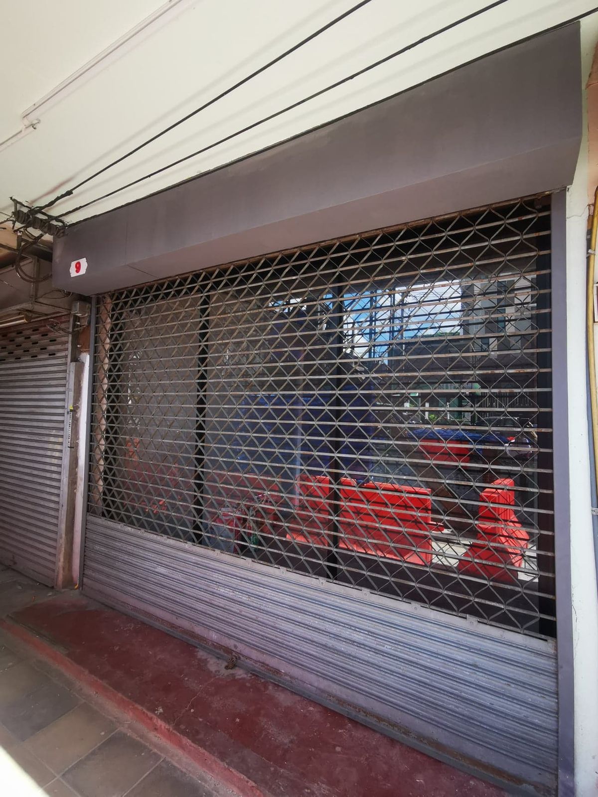 ขาย ตึกแถว 2 ชั้นพร้อมผู้เช่า เลขที่ 9  MRT บางโพ เพียง 50 เมตร ใกล้โรงพยาบาลบางโพ และห้างเกตเวย์บางซื่อ