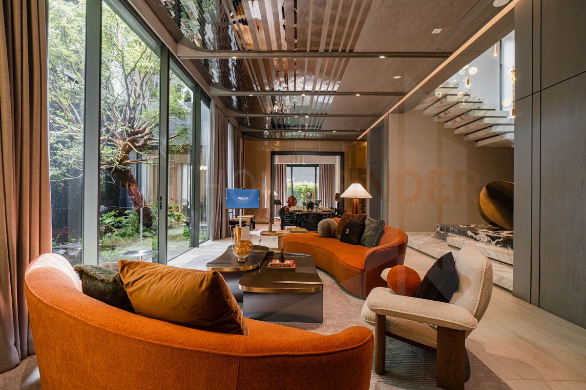 SONLE Residence โดย SC ASSET - หนึ่งในเพียง 5 เรสซิเดนซ์ซิกเนเจอร์ ที่รังสรรค์ขึ้นเพื่อยกระดับการใช้ชีวิตหรูหราเหนือกาลเวลา สู่ความเป็นส่วนตัวที่สุด มากกว่าบ้าน คือมรดกแห่งคุณค่า บ้านตัวอย่างหลังสุดท้าย กับ ราคาที่พิเศษที่สุด 📱 0829190465 – รูปที่ 4