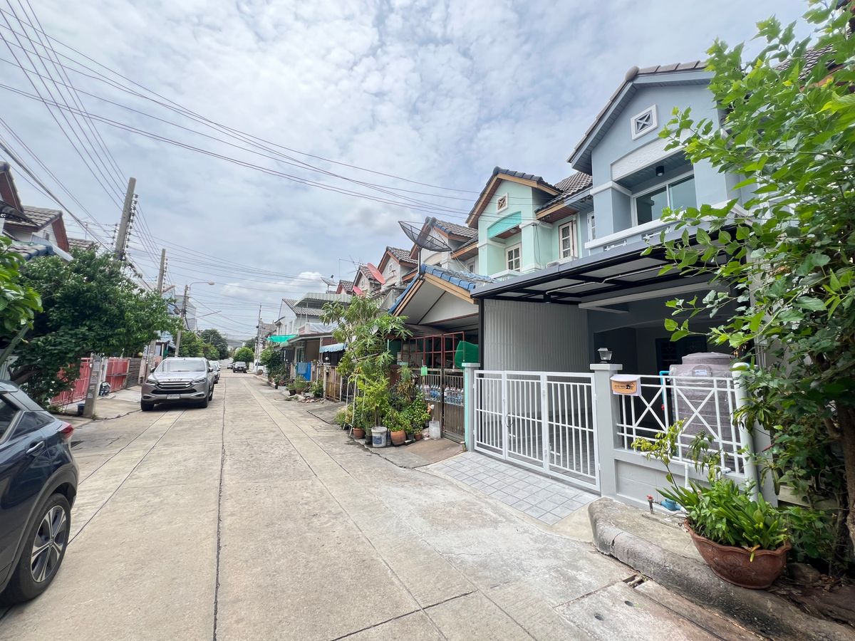 ขาย ทาวน์เฮ้าส์  หมู่บ้านลุมพินี บางบัวทอง  ติดถนนกาญจนาภิเษก ใกล้ศูนย์อีซูซุ – รูปที่ 3