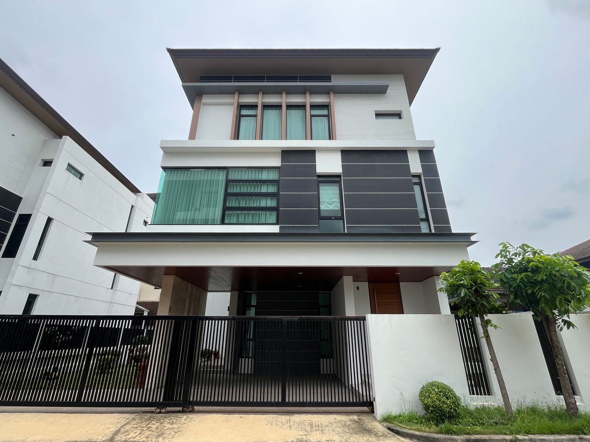 ขายบ้านเดี่ยว 4 ห้องนอน 92 ตรว. 300+ ตรม เงียบสงบ ทำเลดีใจกลางเมือง ใกล้จุดขึ้น-ลงทางด่วน พระราม 9 เลียบด่วนฯ รัชดา ลาดพร้าว ขายบ้านเดี่ยว 4 ห้องนอน 92 ตรว. 300+ ตรม เงียบสงบ ทำเลดีใจกลางเมือง ใกล้จุดขึ้น-ลงทางด่วน พระราม 9 เลียบด่วนฯ รัชดา ลาดพร้าว