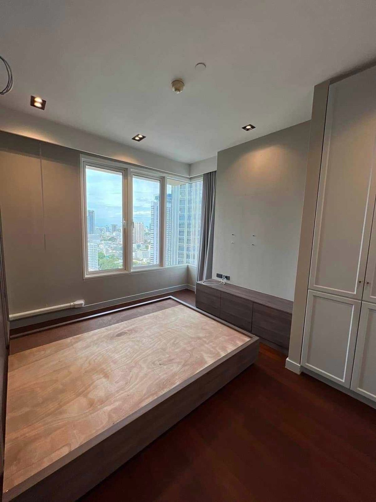 P0037 Sale! Hampton Condo Thonglor 10