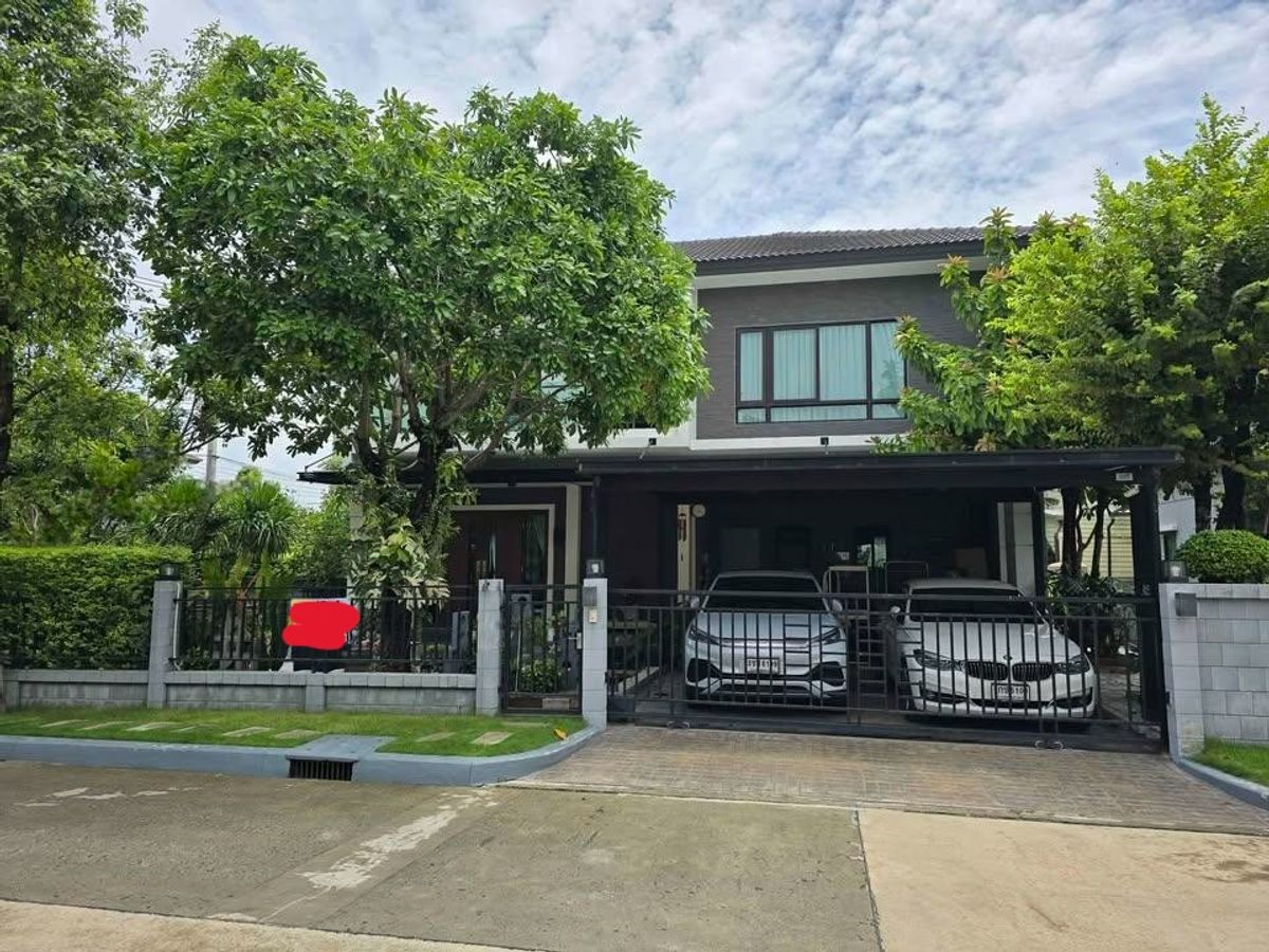 P0010 For Sale: The City Pattanakarn 4-Bedroom, 4-Bathroom House for P0010 For Sale: The City Pattanakarn 4-Bedroom, 4-Bathroom House for