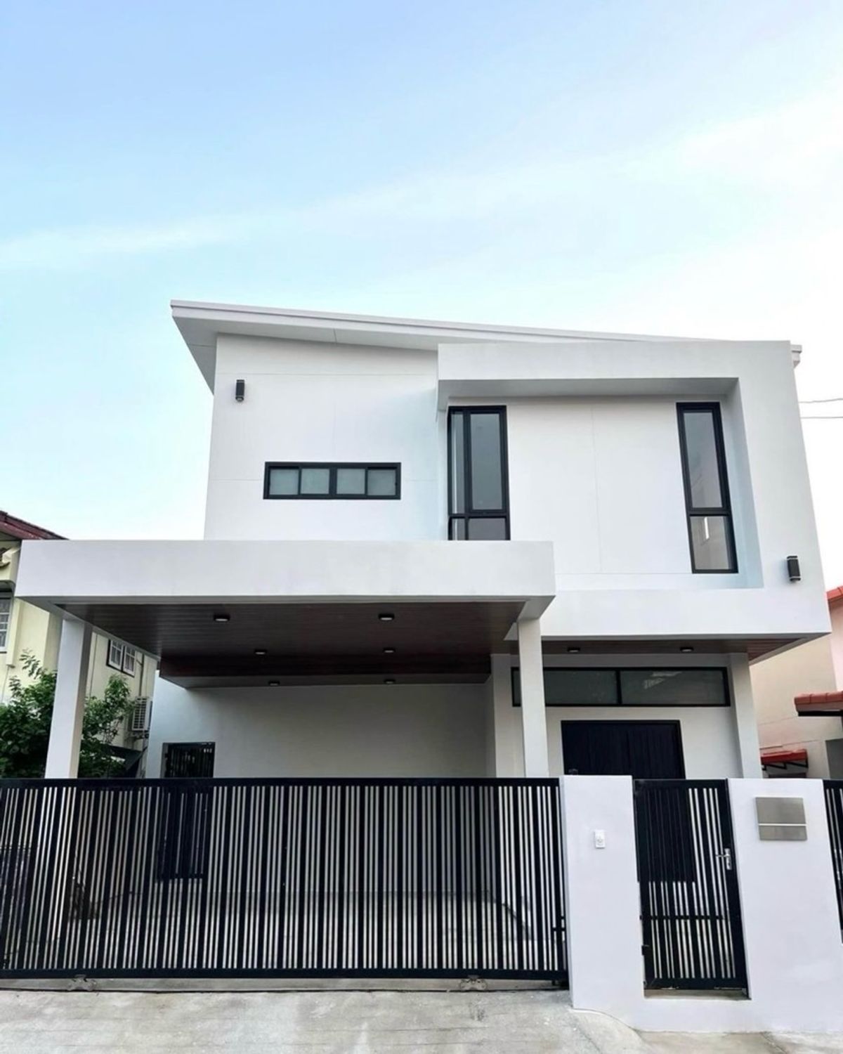 📢👇บ้านสร้างใหม่ยังไม่เคยเข้าอยู่ ราคาดี เหมาะสำหรับครอบครัวใหญ่ ตั้งอยู่ในทำเลศักยภาพ เดินทางสะดวก ใกล้ทางด่วนวงแหวนกาญจนาภิเษก BTS ศรีเอี่ยม และแหล่งไลฟ์สไตล์ครบครัน 📢👇บ้านสร้างใหม่ยังไม่เคยเข้าอยู่ ราคาดี เหมาะสำหรับครอบครัวใหญ่ ตั้งอยู่ในทำเลศักยภาพ เดินทางสะดวก ใกล้ทางด่วนวงแหวนกาญจนาภิเษก BTS ศรีเอี่ยม และแหล่งไลฟ์สไตล์ครบครัน
