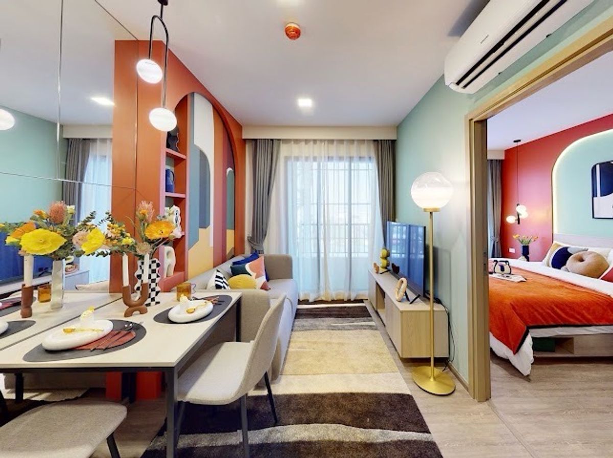 🚨 Condo for content lovers 🎬
1 Bedroom | Fully decorated | Pool view | Near BTS
💸 Only 16,000 baht/month!