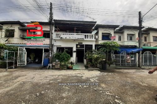 ทาวน์เฮาส์ หมู่บ้าน พรพิมาน รังสิต-คลอง 5 เนื้อที่ 20 ตร.ว (ใกล้มหาวิทยาลัยเทคโนโลยีราชมงคลธัญบุรี) ตำบลรังสิต อำเภอธัญบุรี จังหวัดปทุมธานี