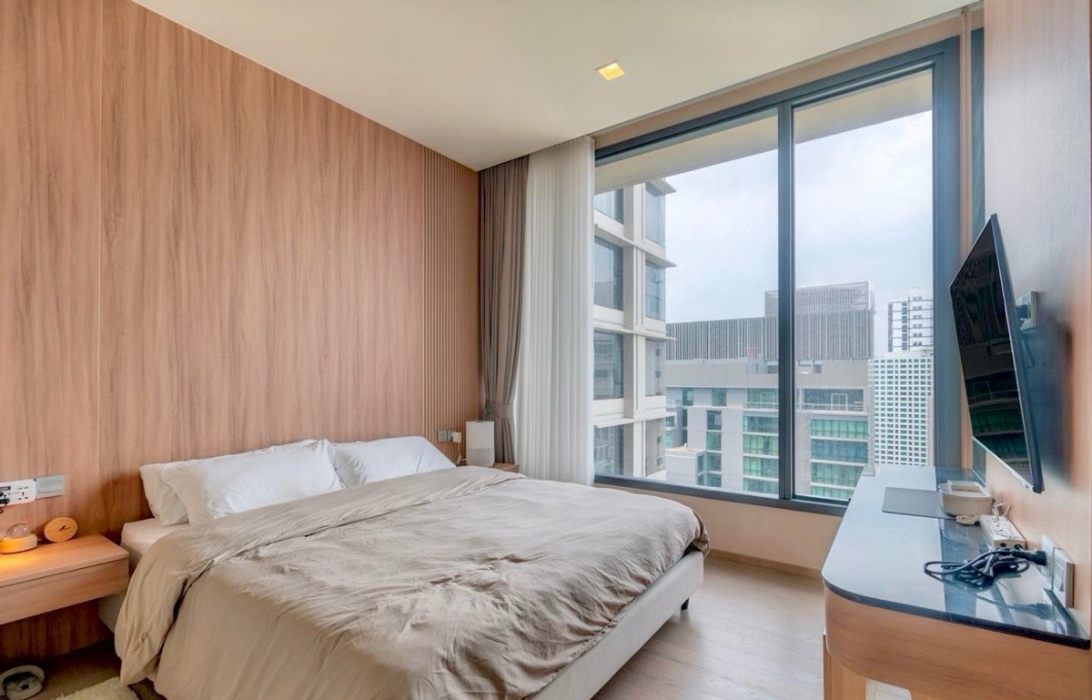 📣📣 For Rent: The Esse Asoke📍 Prime location near MRT Sukhumvit &amp; BTS Asoke