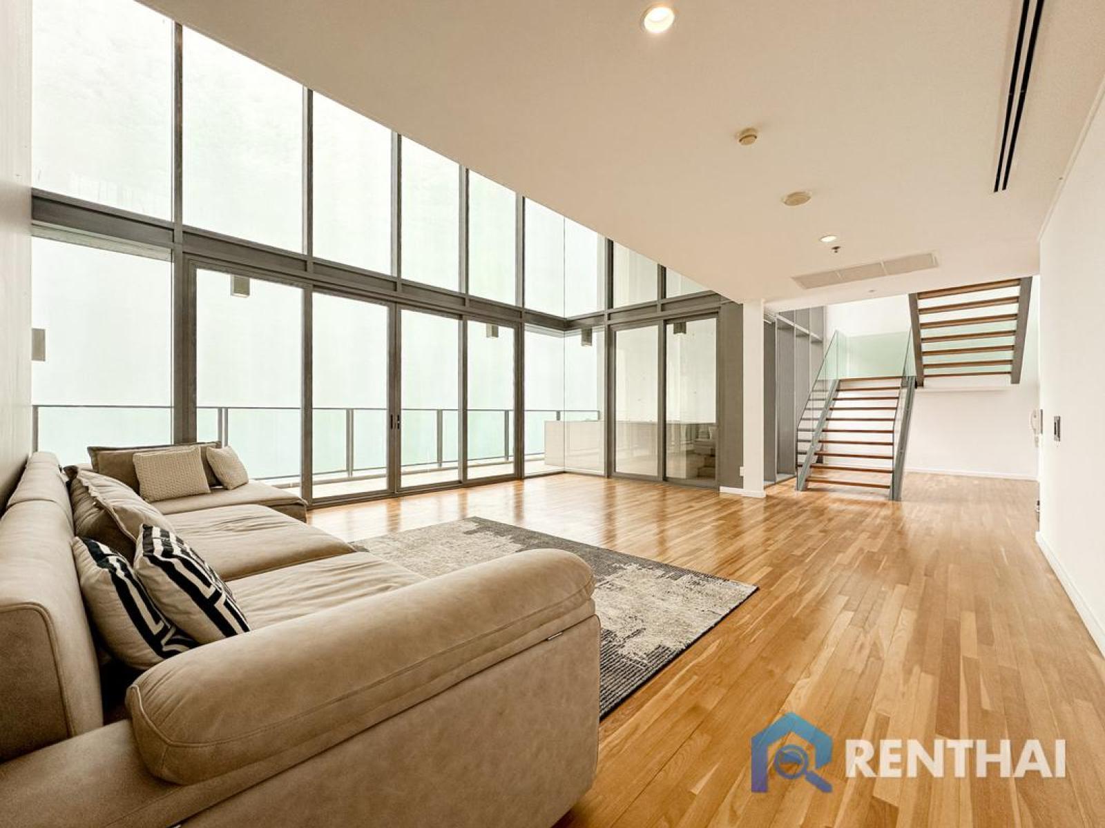 คอนโดนอร์ทพอยท์ 5 ห้องนอน เพดานสูง  โปร่ง