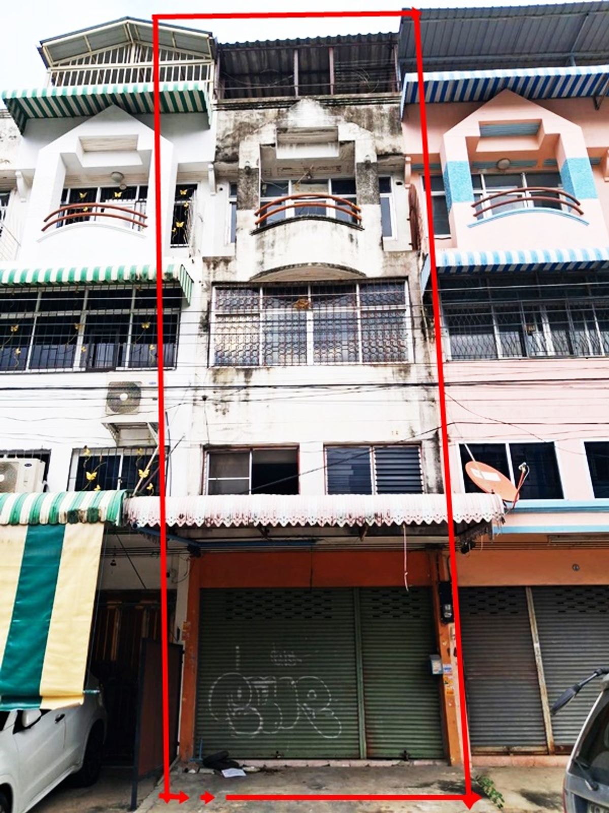 3 -storey commercial building for sale (with mezzanine and roof) 17 sq.w. Pongsirichai Village 2 Petchkasem 3 -storey commercial building for sale (with mezzanine and roof) 17 sq.w. Pongsirichai Village 2 Petchkasem