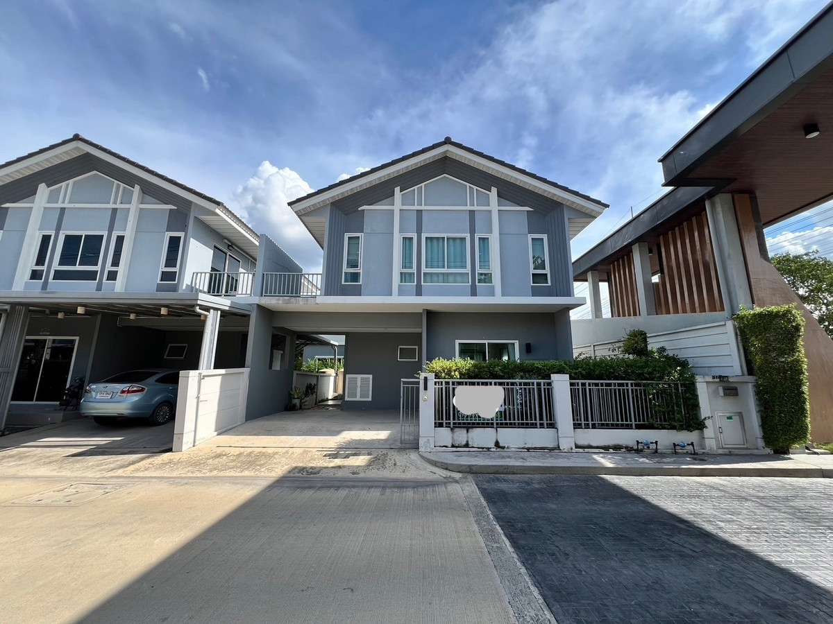 บ้านเดี่ยว 3ห้องนอน ถนนกรุงเทพ-ปทุม ใกล้ตัวเมือง ใกล้รังสิต เลี้ยงสัตว์ได้