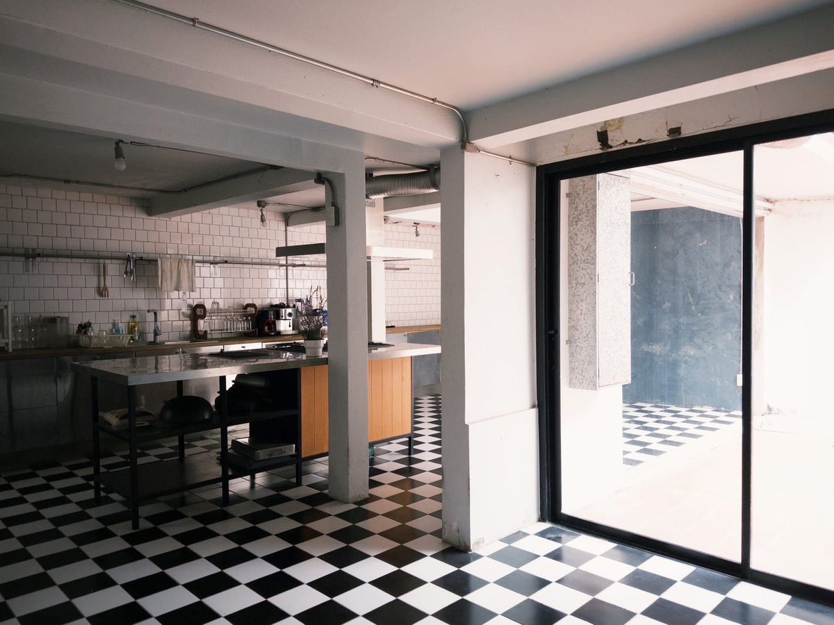 ♦ Prime Location ♦ พื้นที่ให้เช่า ขนาดพื้นที่ใช้สอย 177.00 ตร.ม. | ใกล้ BTS อโศก – รูปที่ 2