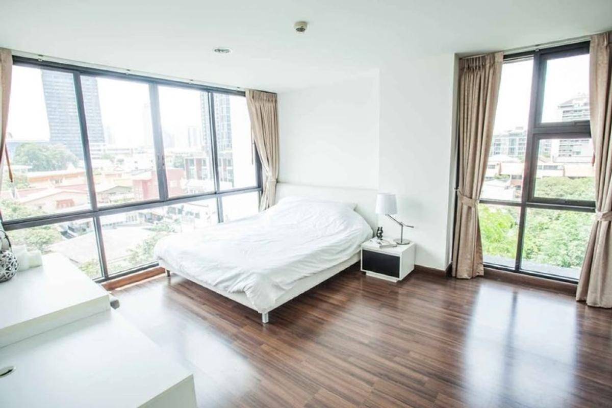 (A033850) D 65 Condominium (A033850) D 65 Condominium