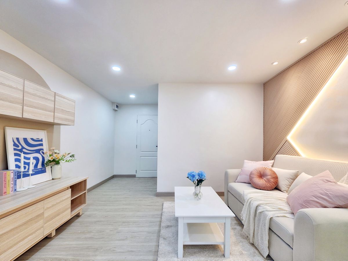 ขาย !! คอนโด รีเจ้นท์ โฮม 6/1 (Regent Home 6/1) ชีวิตมีสไตล์ ผ่อนสบายเบาๆ ขาย !! คอนโด รีเจ้นท์ โฮม 6/1 (Regent Home 6/1) ชีวิตมีสไตล์ ผ่อนสบายเบาๆ