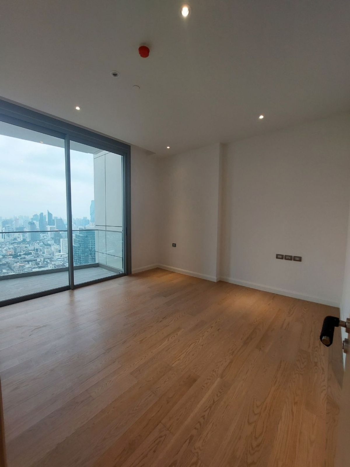 ST138 ขาย/เช่า ด่วน! ห้องเปล่าระดับลักซ์ชัวรี วิวแม่น้ำเจ้าพระยา Magnolias Waterfront Residences ST138 ขาย/เช่า ด่วน! ห้องเปล่าระดับลักซ์ชัวรี วิวแม่น้ำเจ้าพระยา Magnolias Waterfront Residences
