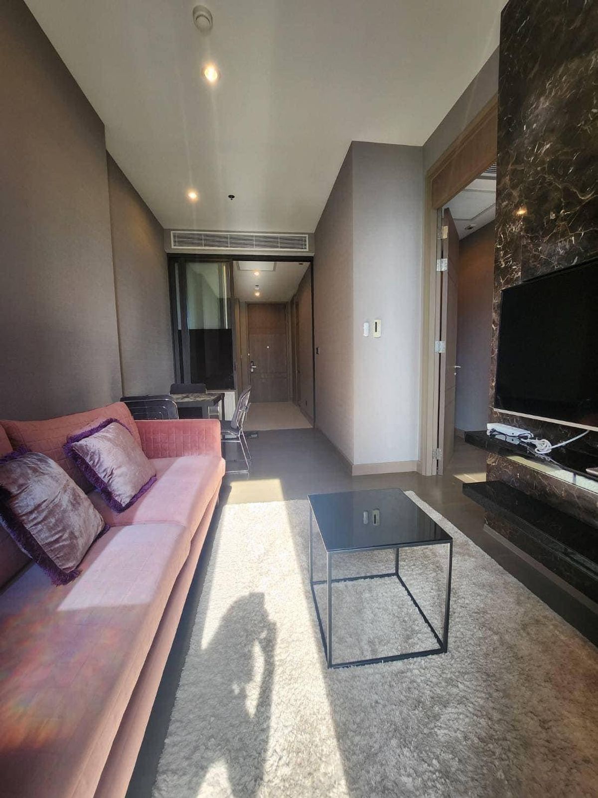 🔥 ด่วน ขายขาดทุน ถูกที่สุดแล้ว The Esse At Singha Complex 1 ห้องนอน 1 ห้องน้ำ 48 ตร.ม. เพียง 11,800,000 ถูกมากกกก ห้องสวย เลเอาท์สวยกว้าง น่าอยู่มาก เป็นสัดส่วนสวย 🔥 ด่วน ขายขาดทุน ถูกที่สุดแล้ว The Esse At Singha Complex 1 ห้องนอน 1 ห้องน้ำ 48 ตร.ม. เพียง 11,800,000 ถูกมากกกก ห้องสวย เลเอาท์สวยกว้าง น่าอยู่มาก เป็นสัดส่วนสวย