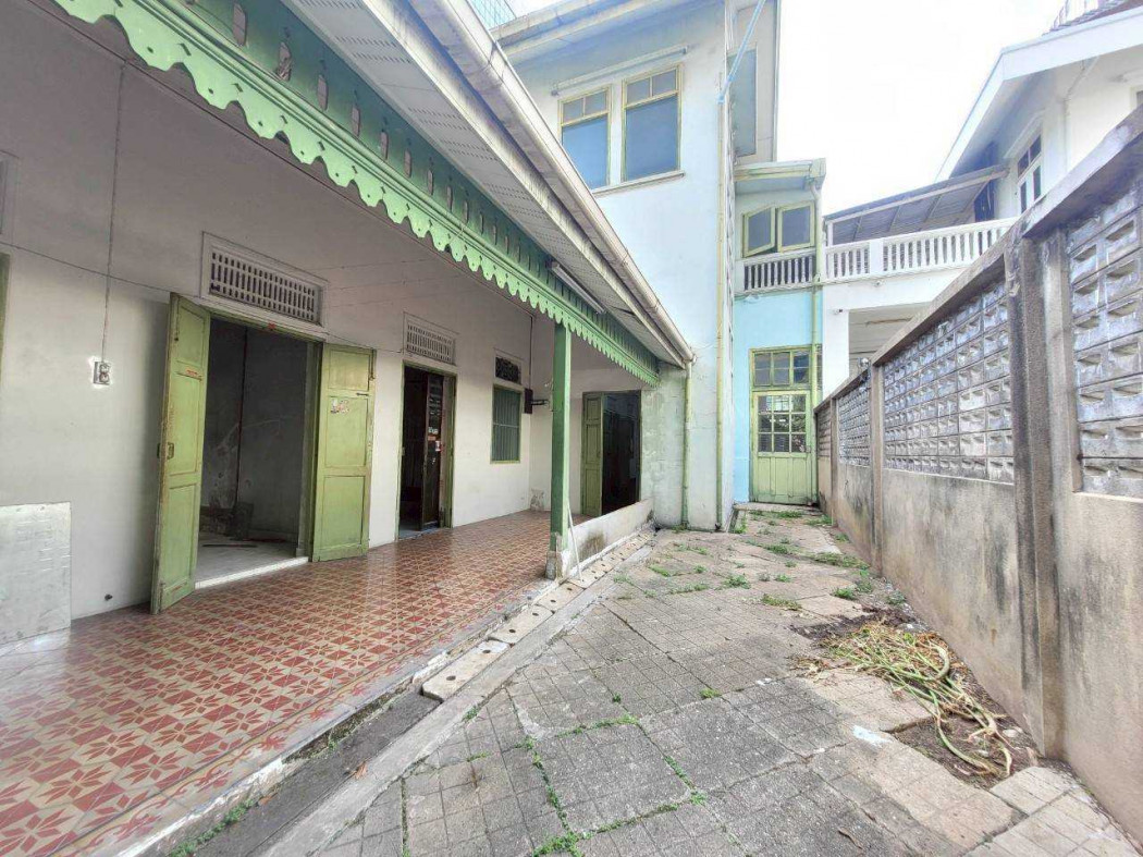 For rent: Single house, Green Wooden House, 478 sq m, 1 ngan, 11 sq wa, near BRT Sathorn For rent: Single house, Green Wooden House, 478 sq m, 1 ngan, 11 sq wa, near BRT Sathorn