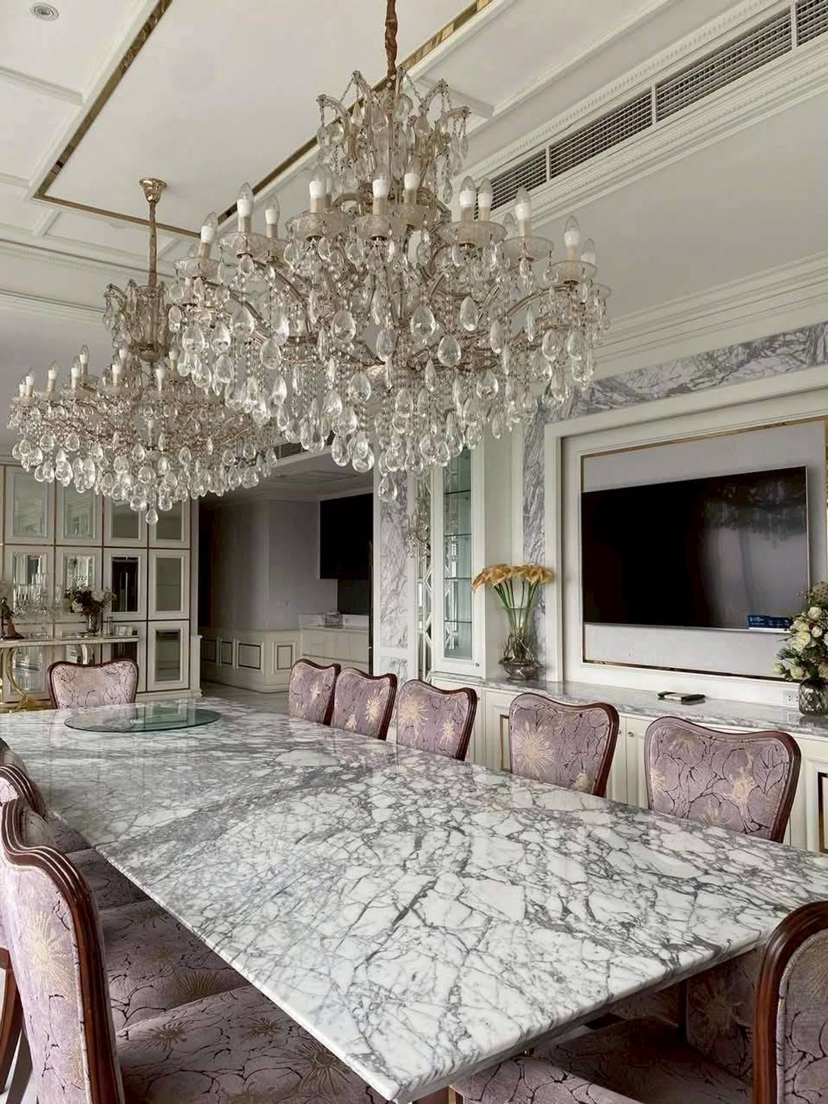 ♢ Modern Luxury style Penthouse ♢ ชั้น 40+ ขนาด 274.40 ตร.ม. | 5 ห้องนอน 6 ห้องน้ำ | วิวเมือง | ใกล้ เซ็นทรัลพระราม9 และห้าง terminal21