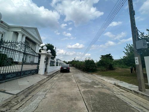 ขาย​ ที่ดิน​เปล่า​ ในหมู่บ้านร่มรื่น ราชพฤกษ์​