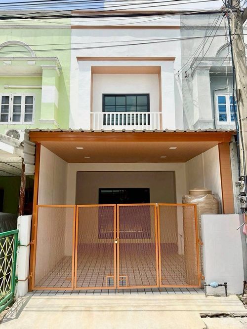 ขาย ทาวน์เฮ้าส์ 16 ตร.ว. บ้านศรีประจักษ์ รังสิต - นครนายก 