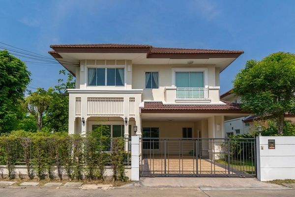 บ้านเดี่ยว 85 ตร.วา 4ห้องนอน 4ห้องน้ำ 1ห้องทำงาน เฟอร์นิเจอร์ครบ หิ้วกระเป๋าเสื้อผ้าพร้อมเข้าอยู่ได้ทันที