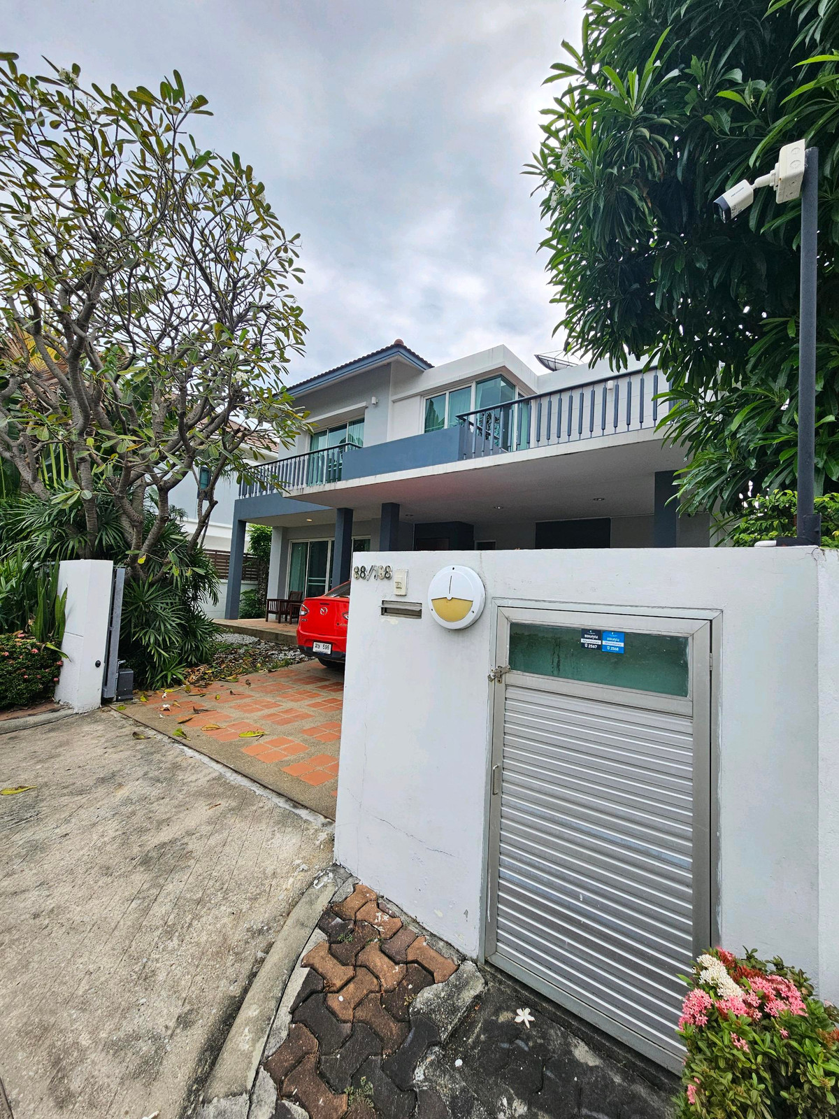 🏡 ขายบ้านเดี่ยว หมู่บ้านวิลล่า อะคาเดีย ศรีนครินทร์ Villa Acadia Srinakarin 98.2 ตร.วา | 3 ห้องนอน 3 ห้องน้ำ + ห้องแม่บ้านแยกพร้อมห้องน้ำ