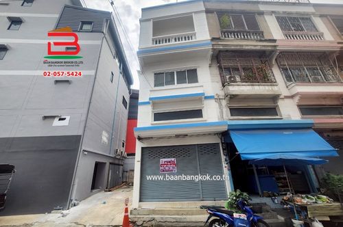 อาคารพาณิชย์ ประชาราษฎร์สาย 1 (ซอยประชาราษฎร์ 16) เนื้อที่ 17 ตรว. ใกล้เกทเวย์ แอท บางซื่อ ถนนประชาราษฎร์ ตำบลตลาดขวัญ อำเภอเมืองนนทบุรี จังหวัดนนทบุรี