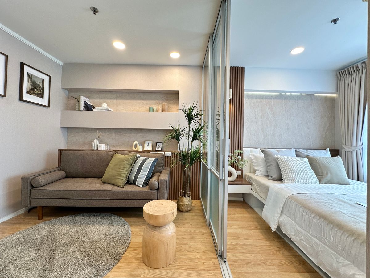 Knot is comfortable. Happy to help every step. Beautiful room. Renovate as you can see. Sell Lumpini Ville Lasally - Barring Lumpini Ville Lasal - Bearing, between BTS, Bearing and MRT Srilasal. Knot is comfortable. Happy to help every step. Beautiful room. Renovate as you can see. Sell Lumpini Ville Lasally - Barring Lumpini Ville Lasal - Bearing, between BTS, Bearing and MRT Srilasal.