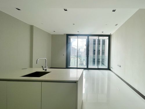 🔥 Register to watch the project urgently !! 🔥Q1 Sukhumvit (2 bedrooms, 2 bathrooms, 95 sq.m.) only 20 mb !! Tel.0922635410 (Earth)