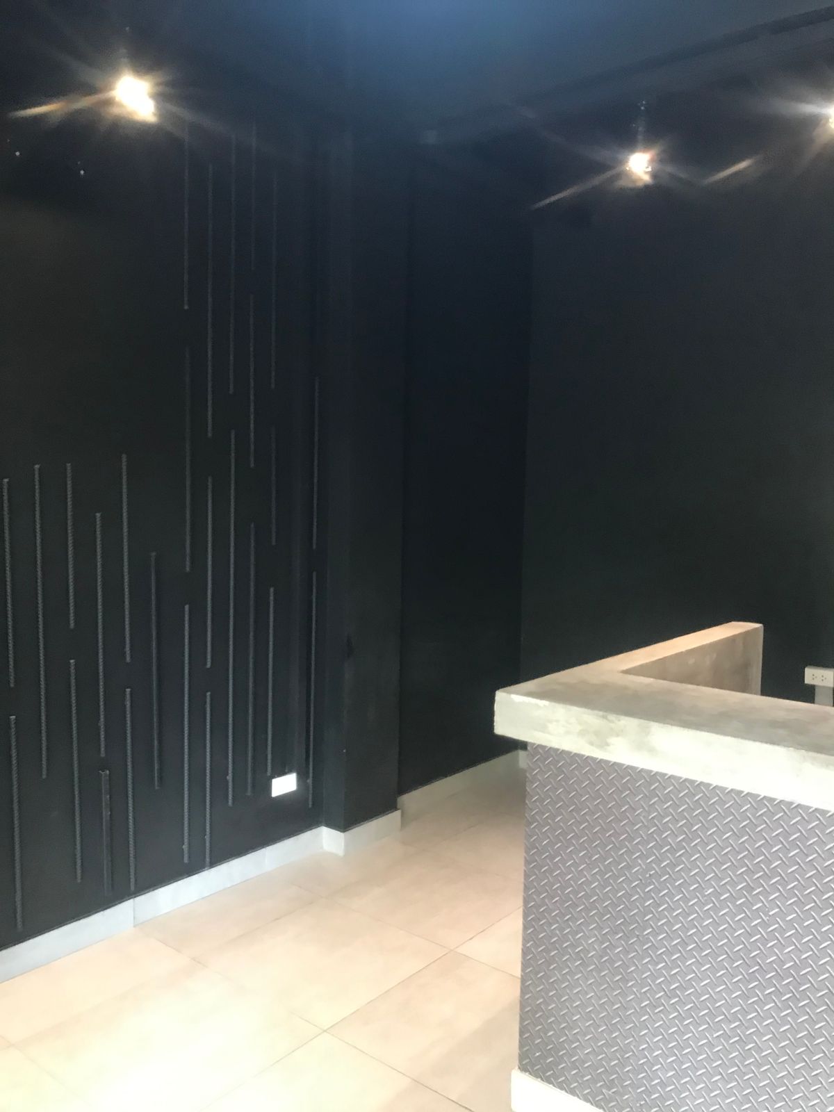 The room is available for rent as an office. Or stocks, size 4x 8 m. Area 32 sq.m. with air conditioning. There is a parking lot near BTS/MRT Bang Wa Soi Petchkasem 42. – รูปที่ 4