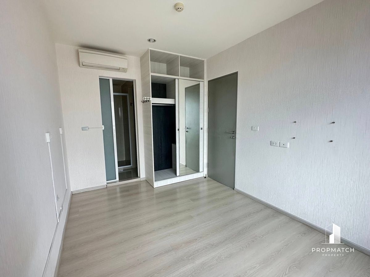 ✨Flash Deal ✨Life Ratchadapisek ( 2Bed 1Bath 46SQM.) พร้อมอยู่ ! เพียง 3,900,000 บาท Tel.0981315848 @propmatch