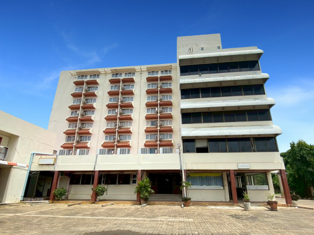 ขาย โรงแรม โรงเเรมใจกลางเมืองพิษณุโลก 9456 ตรม 6 ไร่ 3 งาน 36.10 ตรว ขนาด 126 ห้อง – รูปที่ 2