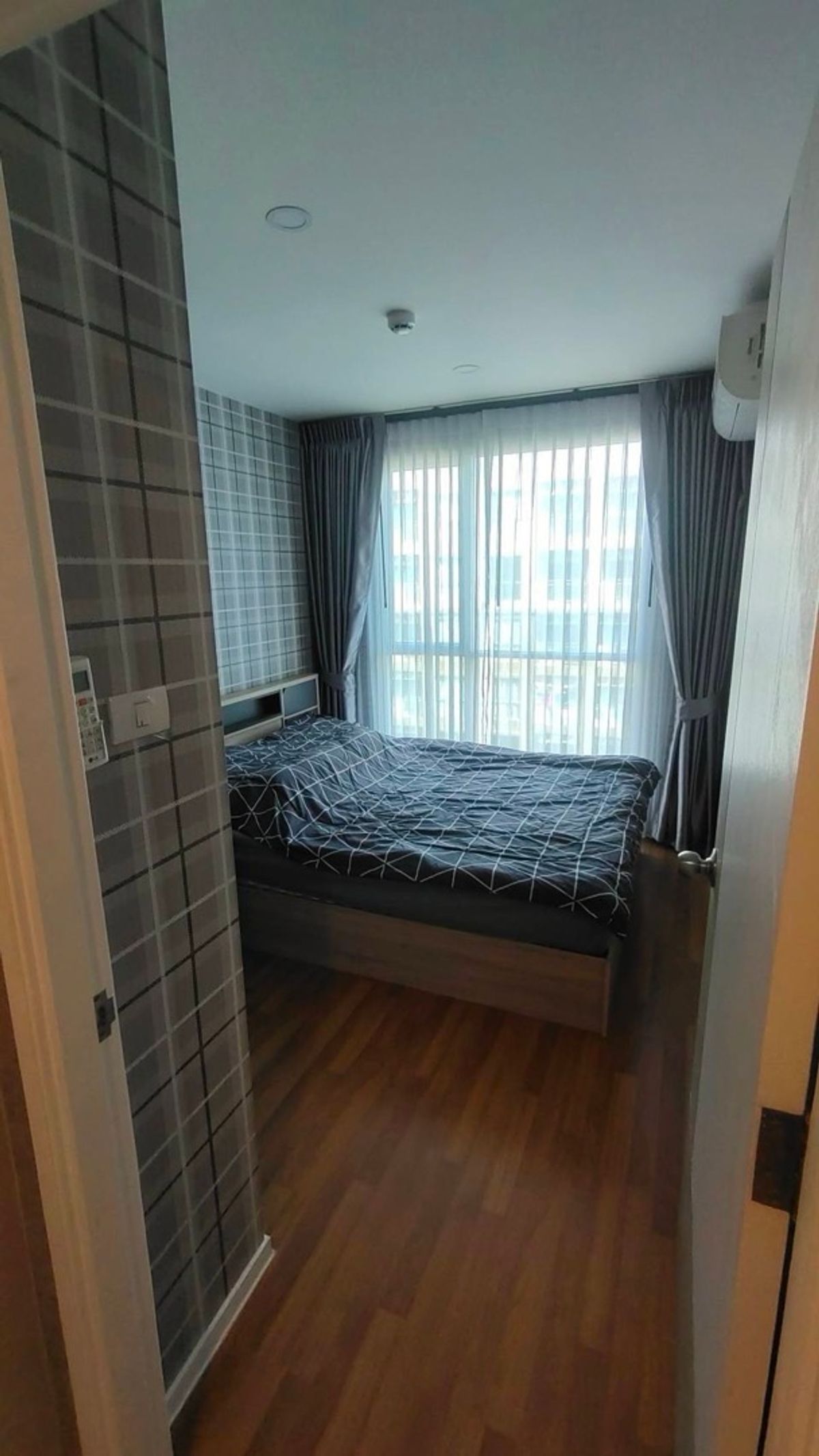 Condo for rent Lumpini Place Bangna Km.3 (Lumpini Place Bangna Km. 3) Building/Building: B Floor: 7 Room Size: 27 sq.m. Price: 8,500 baht Condo for rent Lumpini Place Bangna Km.3 (Lumpini Place Bangna Km. 3) Building/Building: B Floor: 7 Room Size: 27 sq.m. Price: 8,500 baht