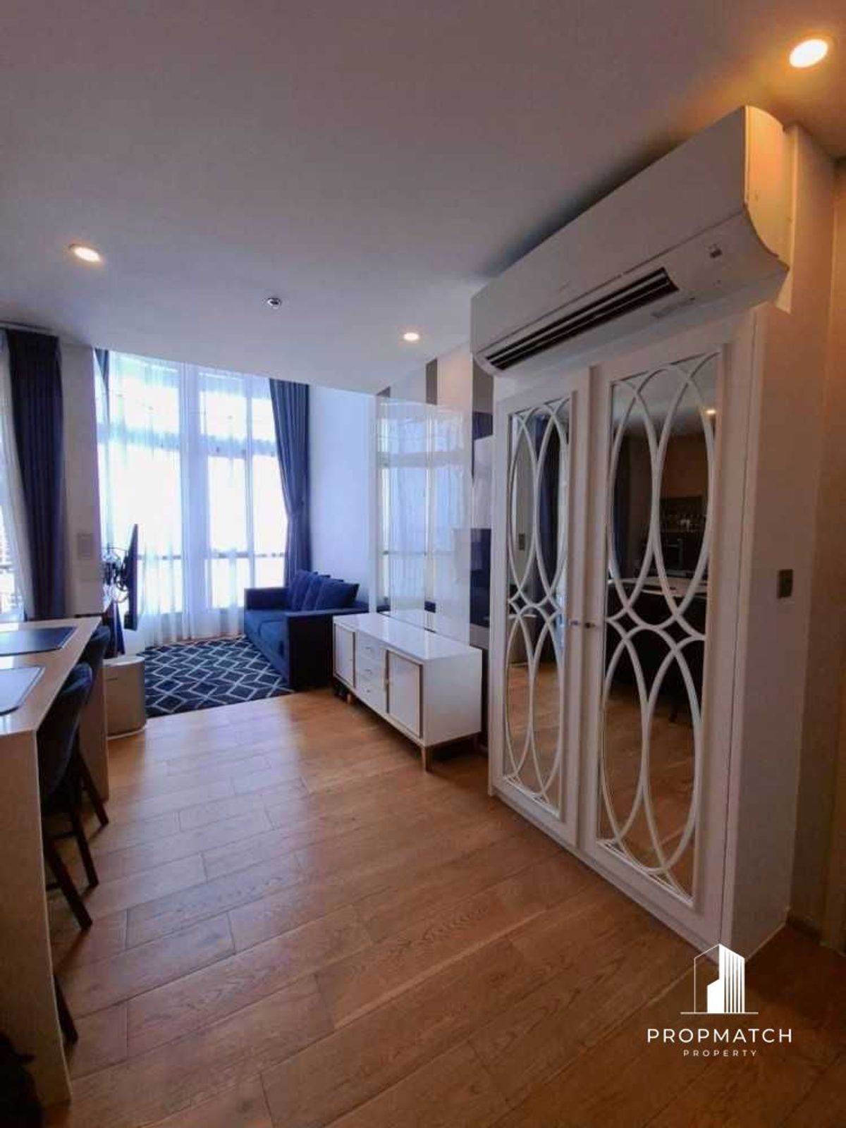 ✨Flash Deal ✨Q Chidlom (Duplex1Bed 2Bath 65SQM) Ready! Only 11,500,000 baht Tel.0981315848 @propmatch ✨Flash Deal ✨Q Chidlom (Duplex1Bed 2Bath 65SQM) Ready! Only 11,500,000 baht Tel.0981315848 @propmatch
