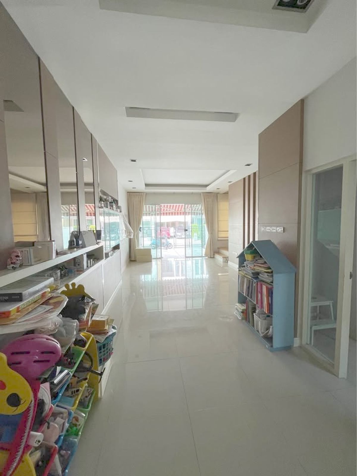 Urgent sale, 3 -story townhome, BTS Phahonyothin 24, 2.2 km. – รูปที่ 3