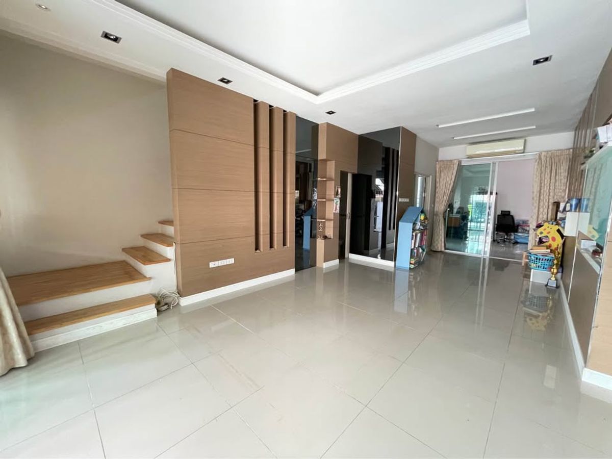 Urgent sale, 3 -story townhome, BTS Phahonyothin 24, 2.2 km. – รูปที่ 4
