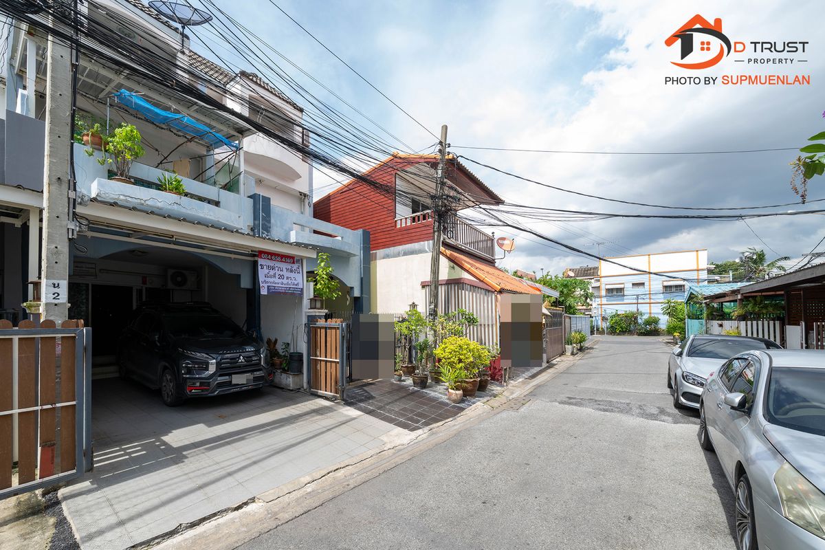 ขาย ทาวน์เฮ้าส์ 3 ชั้น 20ตร.ว. ซอยวัดเวฬุวนาราม 12 เเยกซอยเทพประทาน 9 ( ดอนเมือง ) 4นอน ราคาไม่เเพง – รูปที่ 2