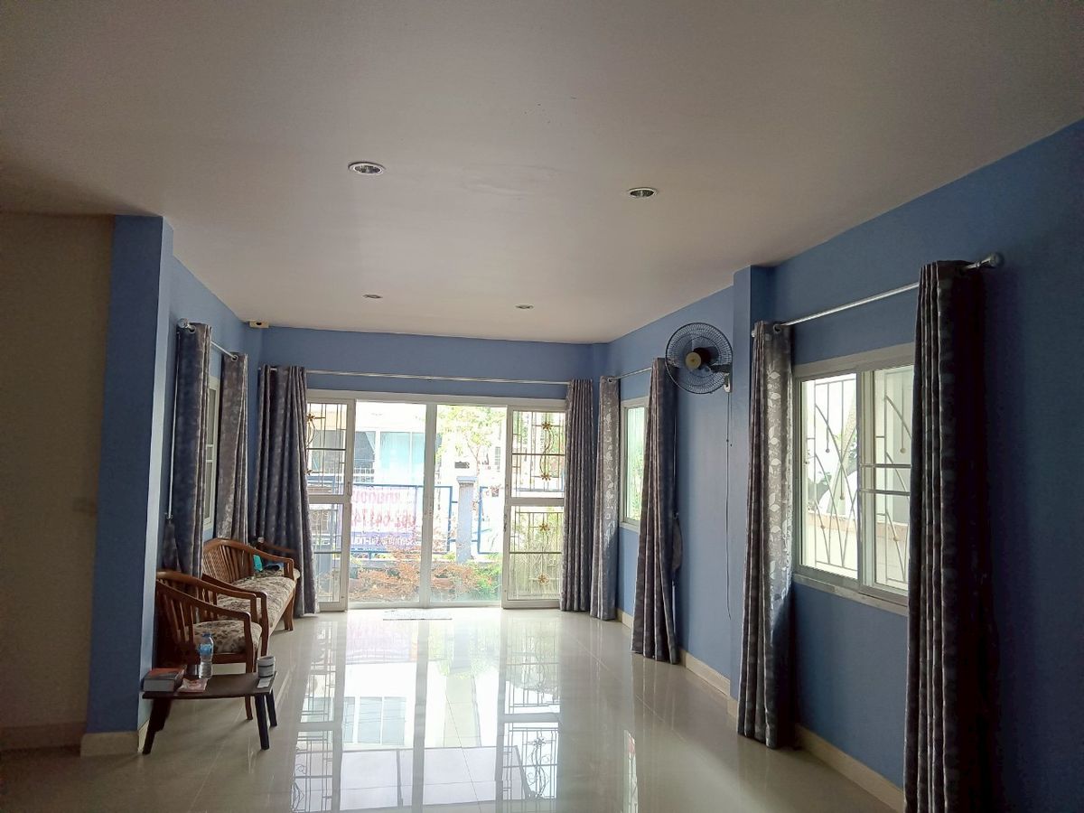 🏡H1268 ขายด่วน! ทาวน์เฮ้าส์ 2 ชั้น หลังริม หมู่บ้านนารีนคร 12 – บางบัวทอง  อยู่ซอยเทศบาล8 – รูปที่ 3
