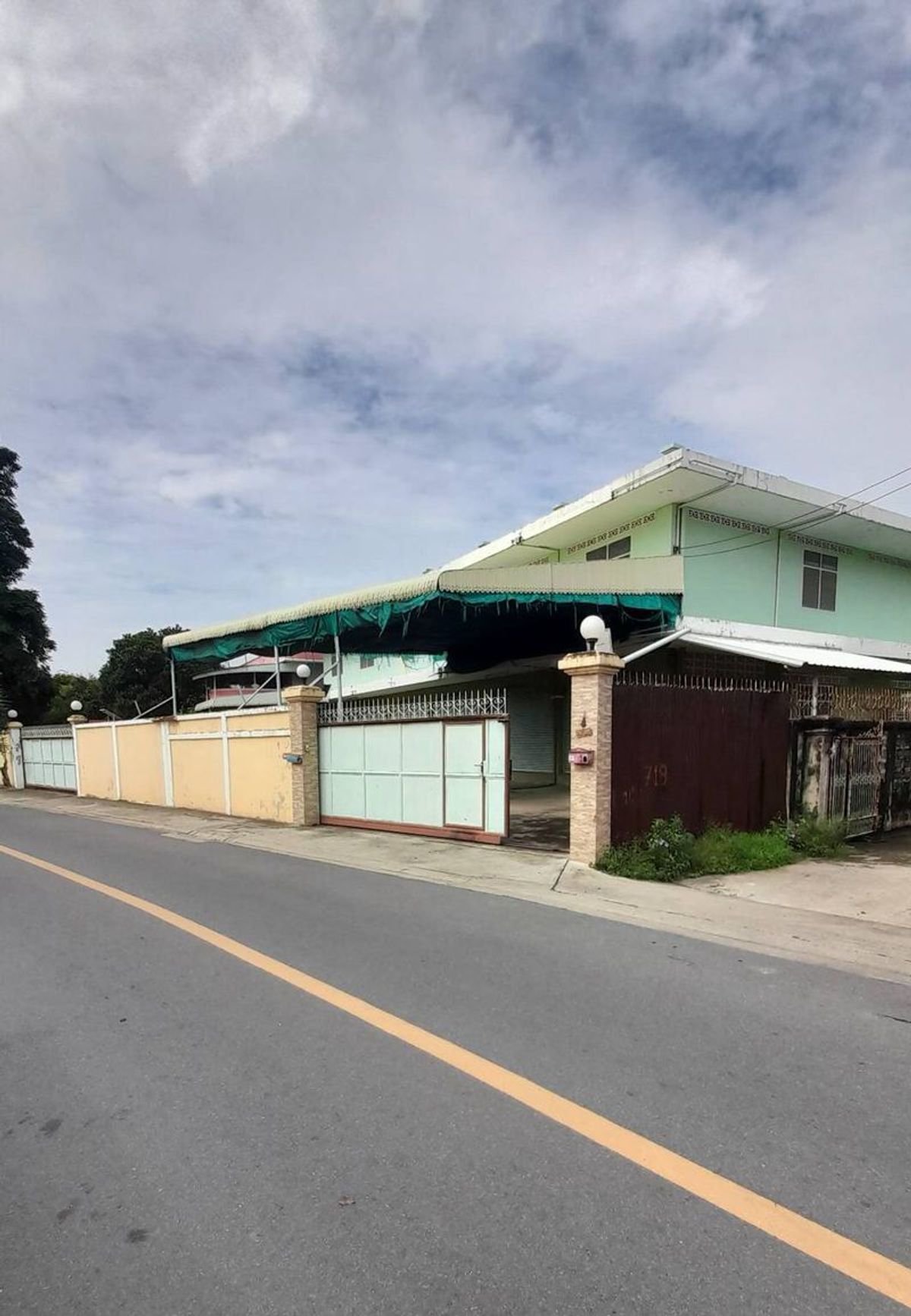 ขาย ที่ดินพร้อมบ้านเดี่ยว โกดัง และออฟฟิศ เลขที่ 24, 26 ขาย ที่ดินพร้อมบ้านเดี่ยว โกดัง และออฟฟิศ เลขที่ 24, 26