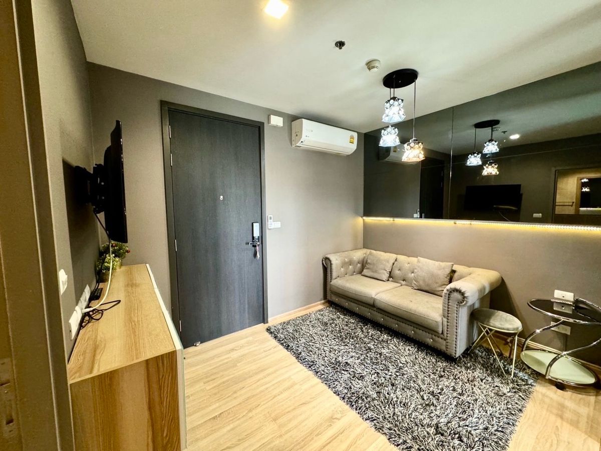 The Base Garden Rama9 ให้เช่าด่วน
