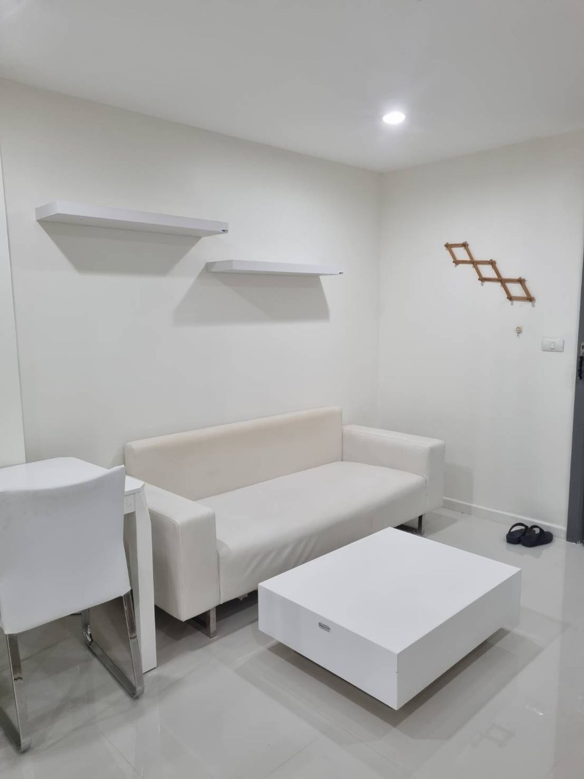 Urgent !!!!! 1 Rental of Srinakarin (Elements Srinakarin Price 8,5000 Size 37 sqm. Urgent !!!!! 1 Rental of Srinakarin (Elements Srinakarin Price 8,5000 Size 37 sqm.
