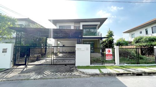 Single house, a lot of areas, gardening, planting juicy trees! Saran Siri Phahonyothin-Sai Mai Quality project from Sansiri in the location that everyone wants to come.