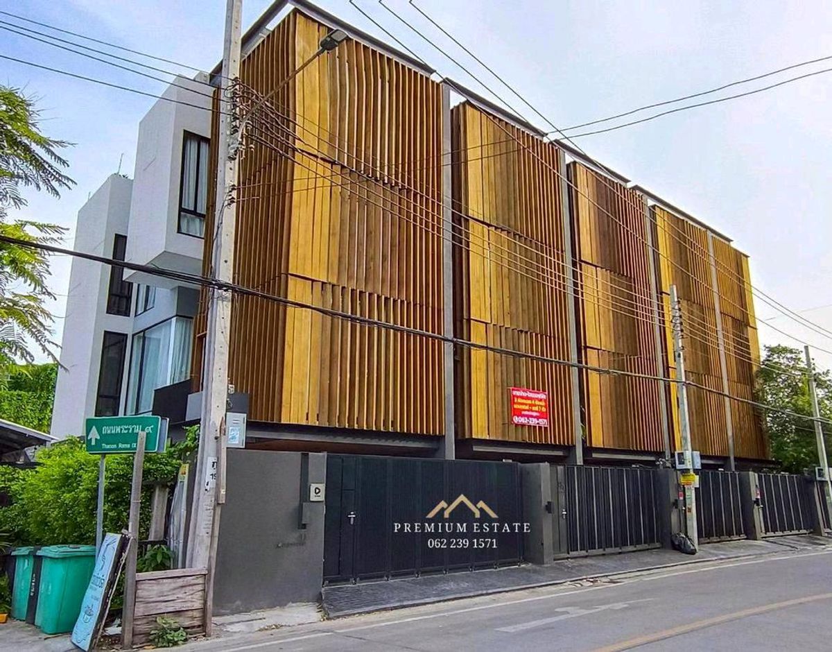 sell!! Luxury townhome, Golden Location, Rama 9 sell!! Luxury townhome, Golden Location, Rama 9