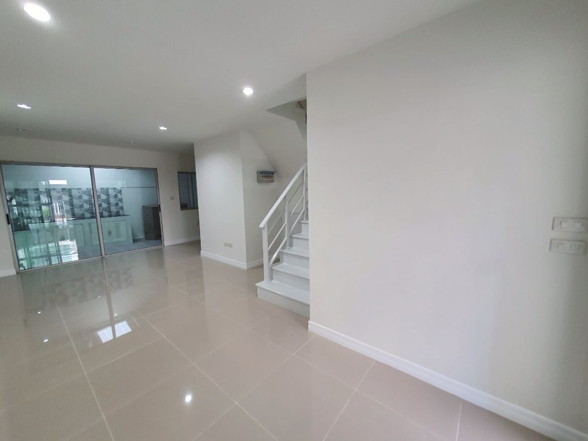 P-2745 Urgent sale! Pruksa Town Next Onnut-Rama 9, the most good price in the project P-2745 Urgent sale! Pruksa Town Next Onnut-Rama 9, the most good price in the project