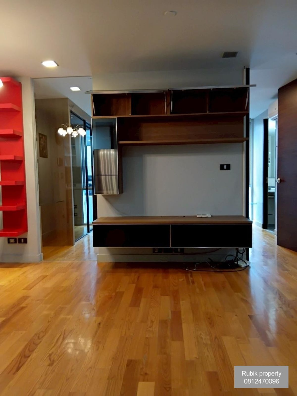 For sale Quad Silom Prime Location | Freehold | 54 sq.m | Rare West-Facing Unit (RB1027) For sale Quad Silom Prime Location | Freehold | 54 sq.m | Rare West-Facing Unit (RB1027)