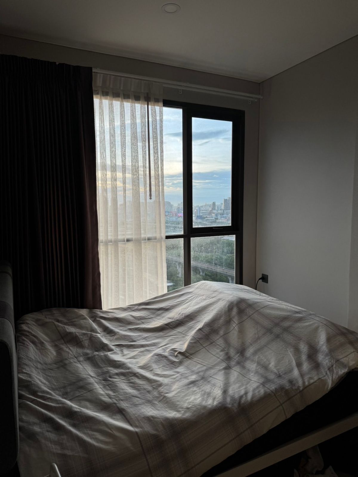 P-39444 — ขายคอนโด ใกล้ MRT เพชรบุรี และ BTS นานา - Lumpini Suite Phetchaburi-Makkasan ราคา 3 ล้านบาท โทร 085-592-2897 Line: @easythaihome