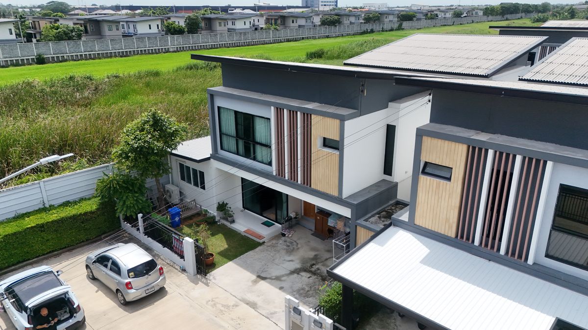 Below Market Price! Urgent Sale - Best Deal in the Project
