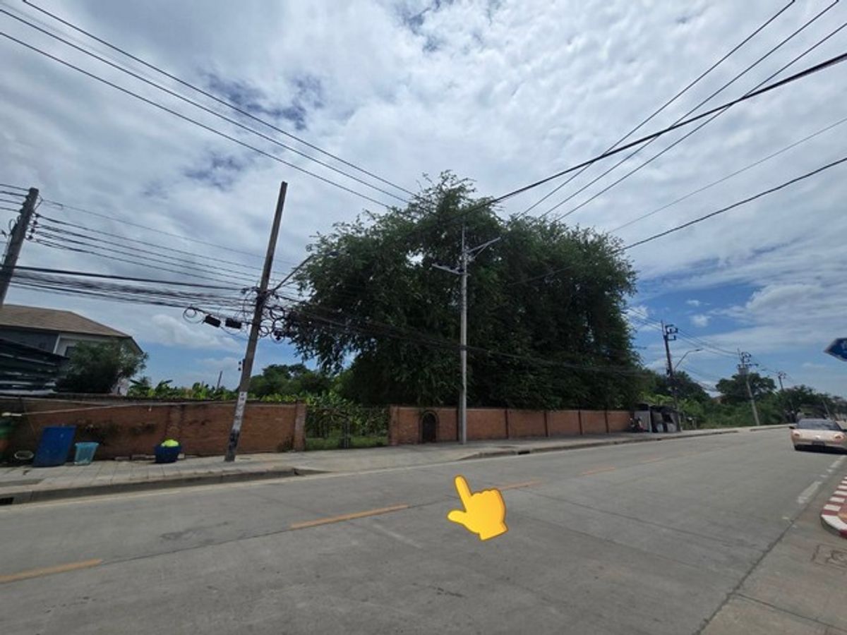 Land for sale 4-3-72 rai, Thawi Watthana-Kanchanaphisek Road, good location in front of the main road Behind the Khlong Thawi Watthana Near Bangkok Thonburi College – รูปที่ 3