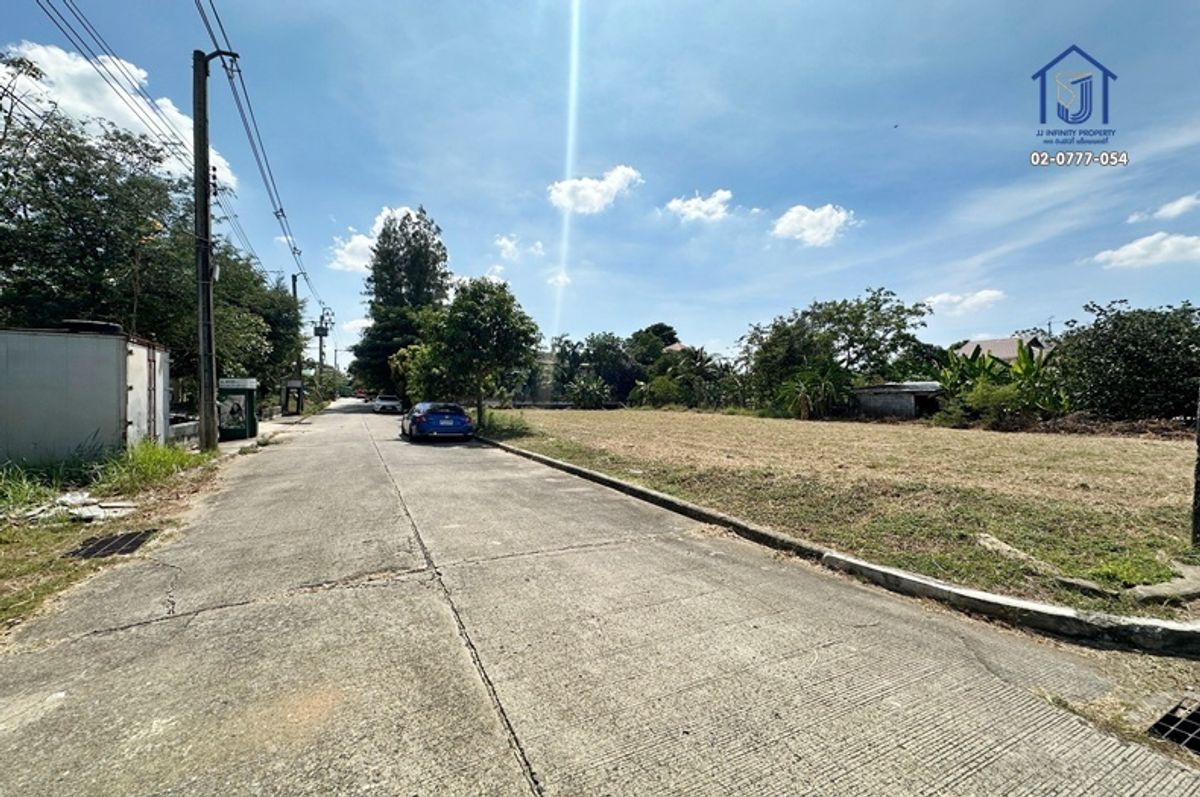 Land for sale, 234 square wah, Kritsa Nakorn Village, 25 Soi Pracha Ruamjai 31, next to Namon Golf Thanon – รูปที่ 3