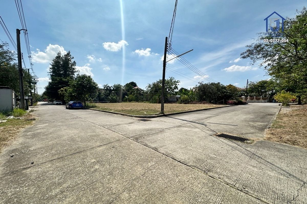 Land for sale, 234 square wah, Kritsa Nakorn Village, 25 Soi Pracha Ruamjai 31, next to Namon Golf Thanon – รูปที่ 2