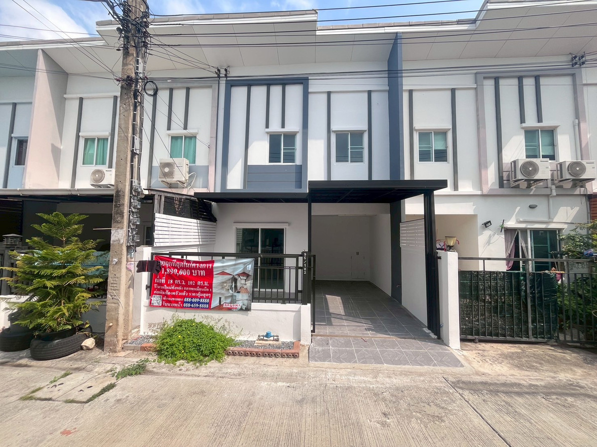 ขายทาวน์โฮม หมู่บ้านไลโอ นอฟ วงแหวน - ปิ่นเกล้า รีโนเวทใหม่ทั้งหลัง พร้อมเข้าอยู่ได้ทันที! ขายทาวน์โฮม หมู่บ้านไลโอ นอฟ วงแหวน - ปิ่นเกล้า รีโนเวทใหม่ทั้งหลัง พร้อมเข้าอยู่ได้ทันที!